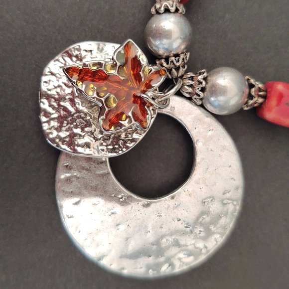 Red ceramic beads w/silver pendant necklace - Picture 10 of 16